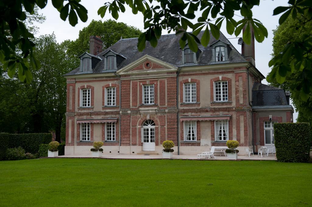 Chateau De Maillot Hotel Bonneville-la-Louvet ภายนอก รูปภาพ